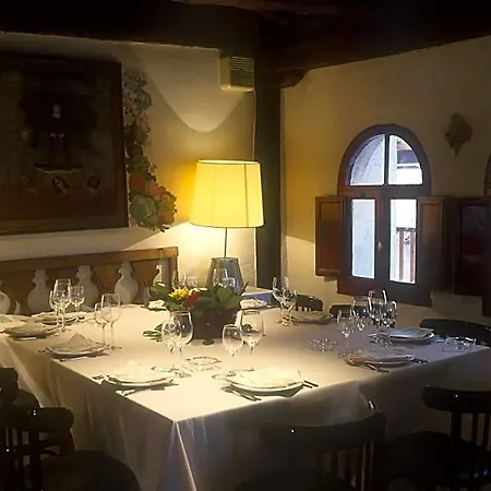 El Rancho Hotel Torrecaballeros