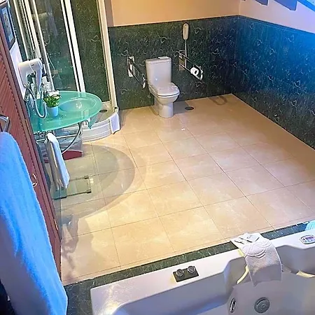 El Rancho Hotel 4*