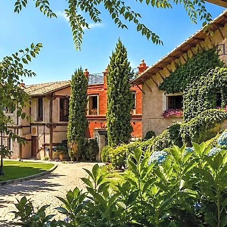 El Rancho Hotel