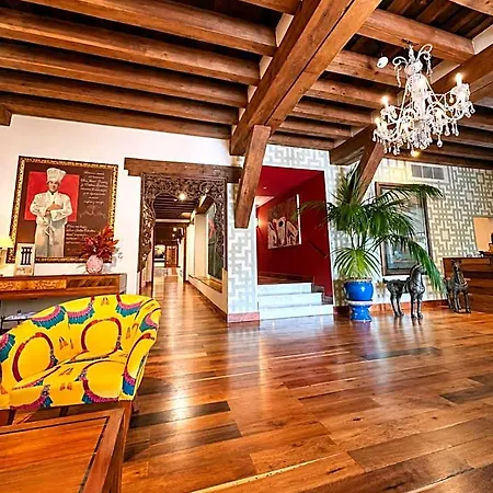 El Rancho Hotel 4*