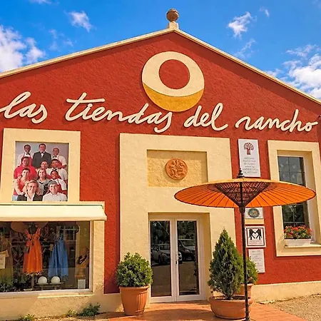 El Rancho Hotel Torrecaballeros