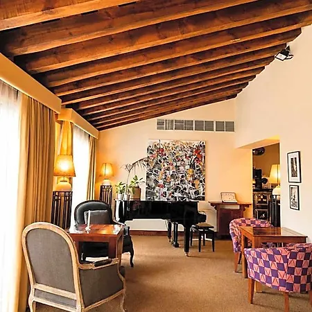 El Rancho 4*