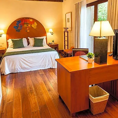 Hotel El Rancho Torrecaballeros